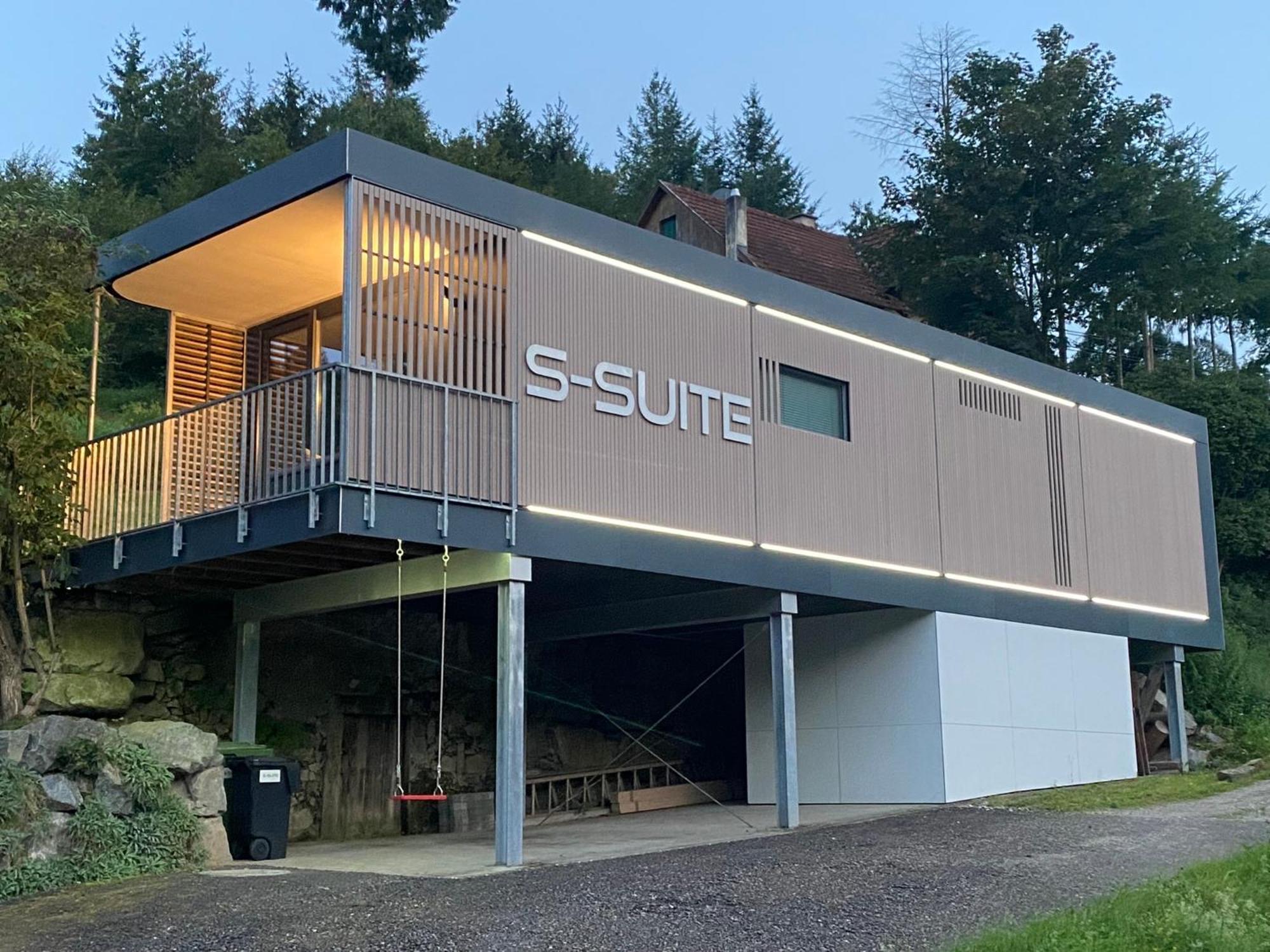 S-Suite Das Design-Ferienhaus Im Schwarzwald Biberach  외부 사진